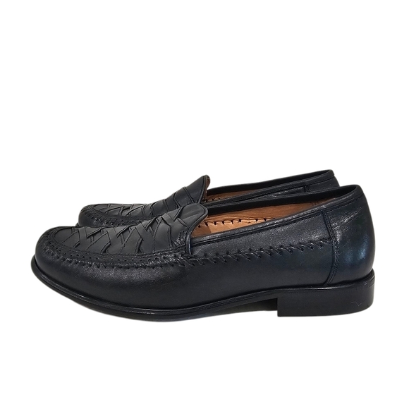 Black Leather Slip-On Loafers with Braided Vamp - Picture 6 of 9